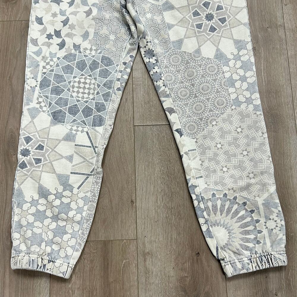 SS21 Kith Moroccan Tile Williams I Sweatpant French Clay size Large L B3 - Picture 3 of 8
